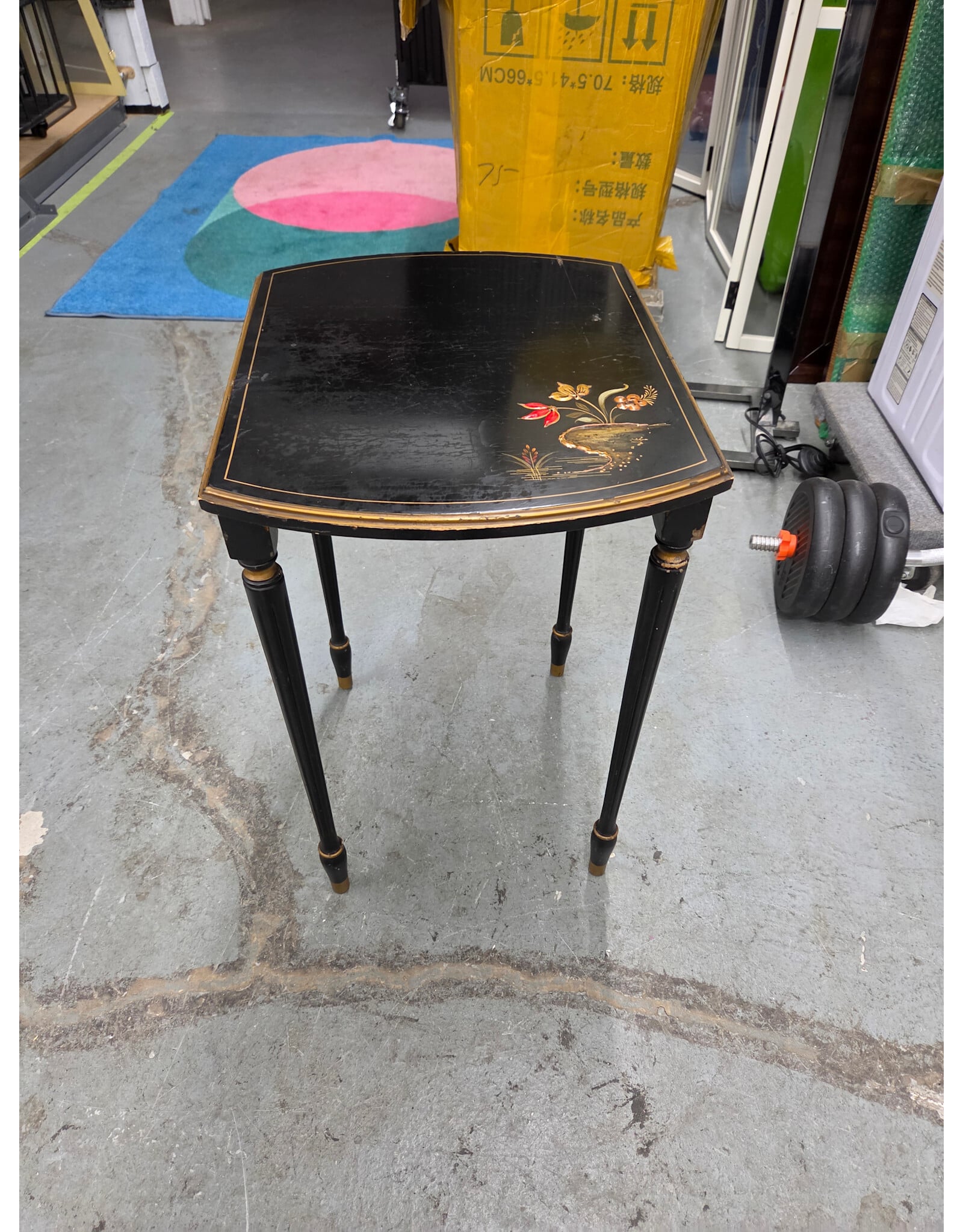 Vintage Chinoiserie Black Lacquer Side Table