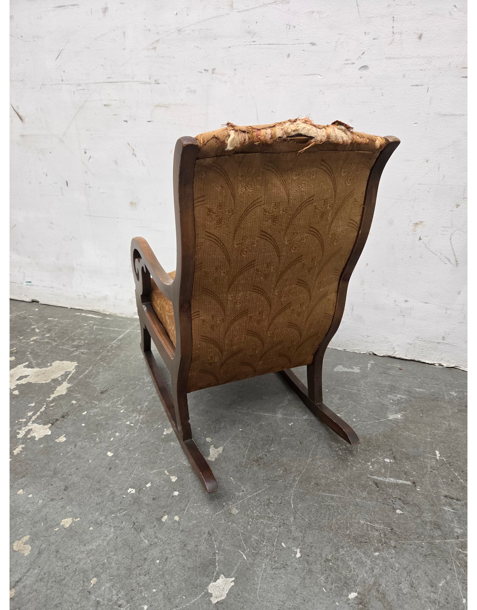 19th-Century Victorian-Style Scroll-Frame Rocking Chair