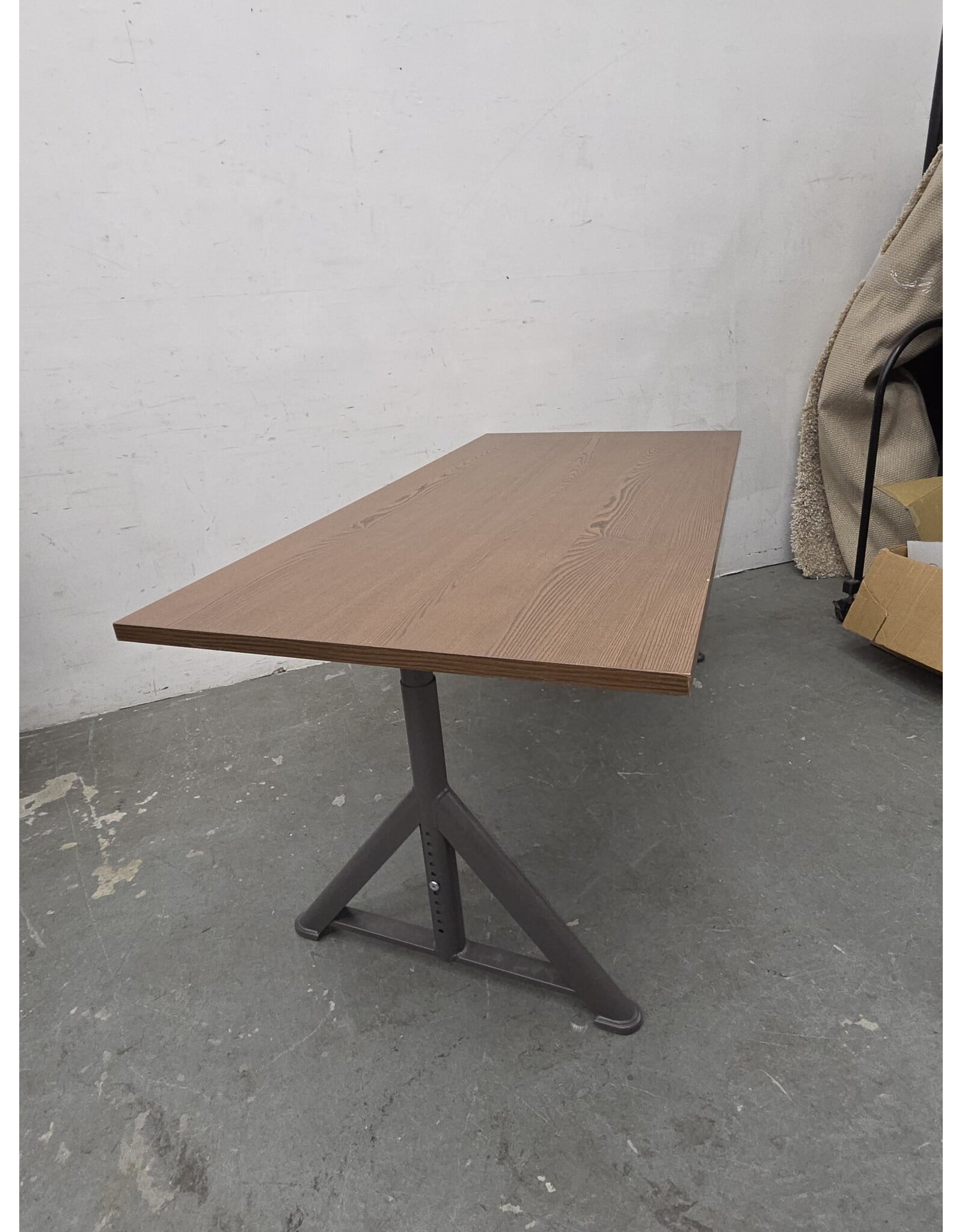 IKEA IDÅSEN Brown Desk