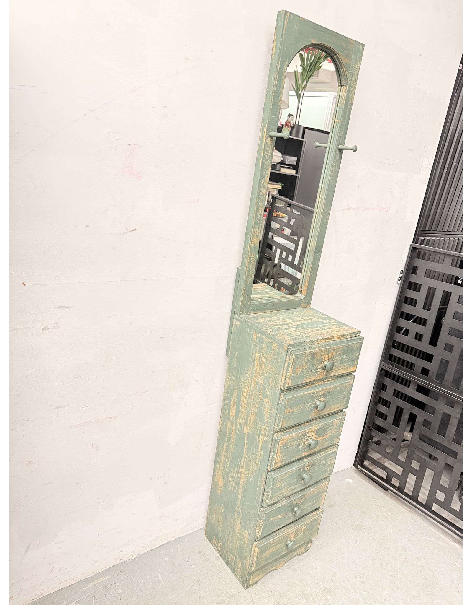 Green-Painted Wooden Mirror-Topped Storage Tower, 6-Drawers