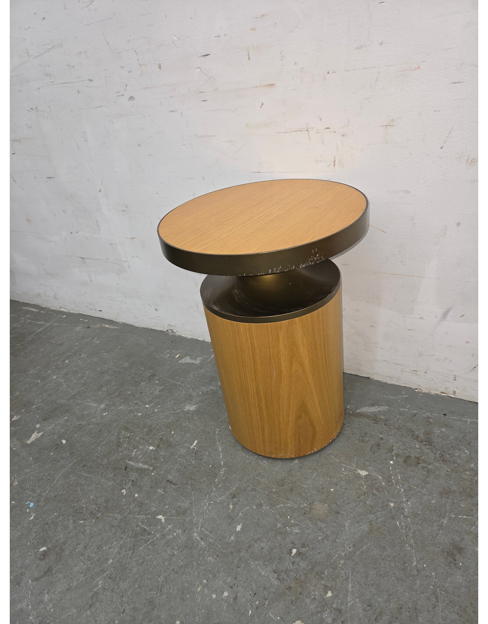 Gold Oak Side Table