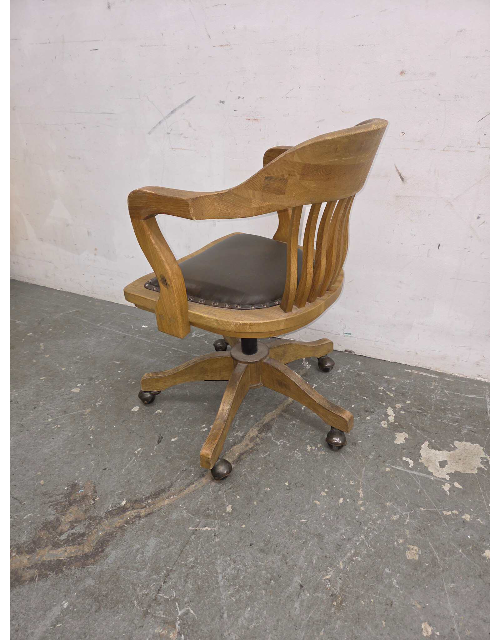 Antique Solid Oak Swivel-Tilt Banker's Desk Chair