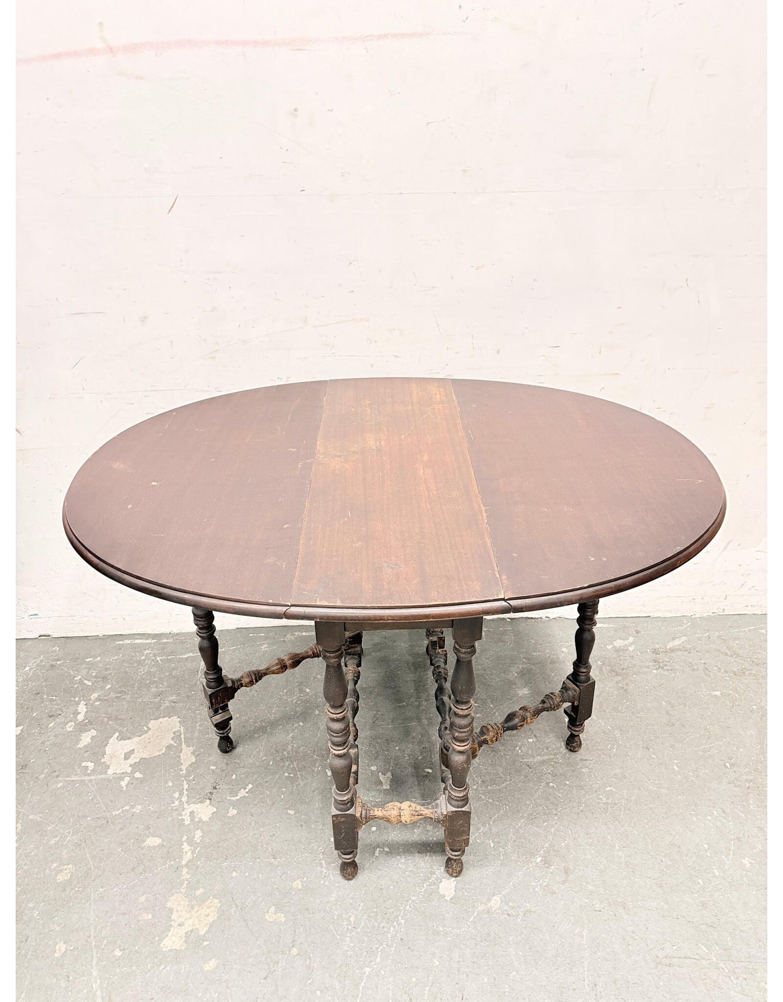Antique Drop-Leaf Gate-Leg Table