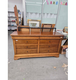 Mt. Airy Wooden 8 Drawer Dresser