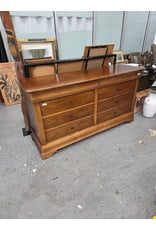 Mt. Airy Wooden 8 Drawer Dresser