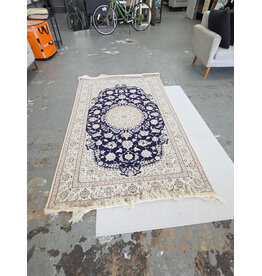 Nain Persian Rug