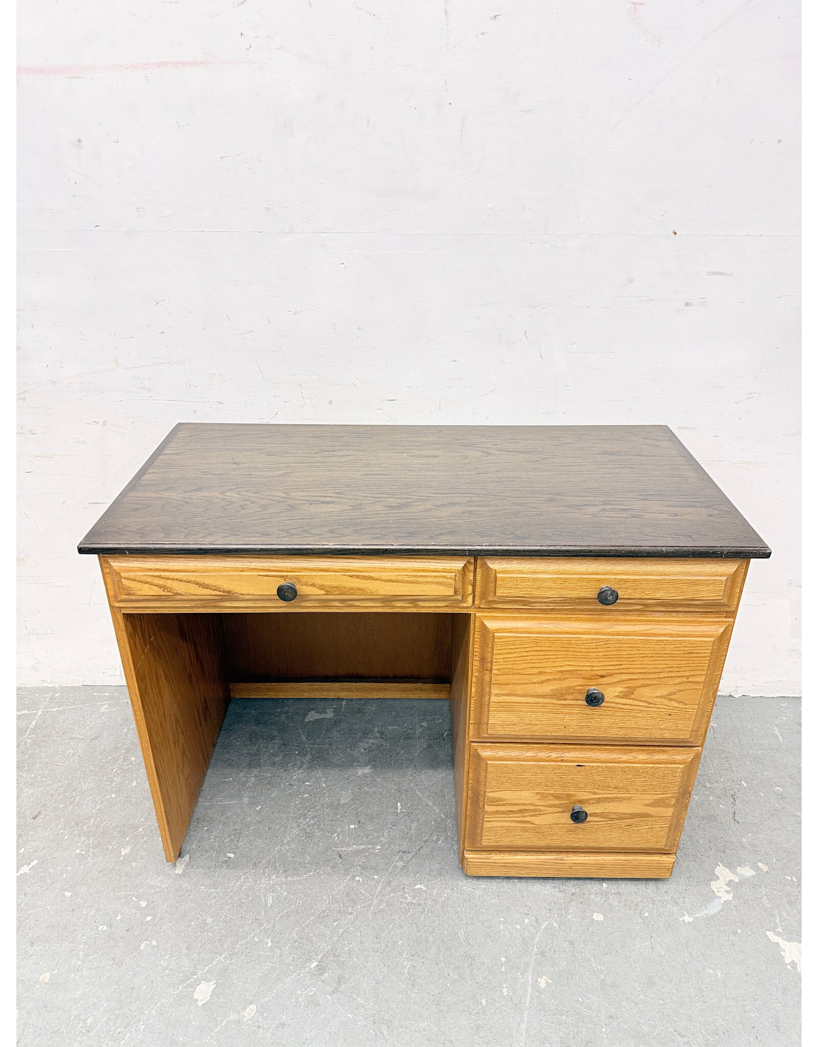 Traditional Pedestal Writing Desk, Oak Base