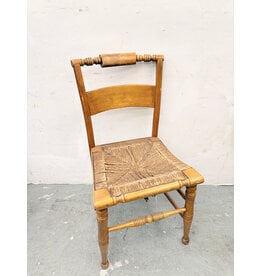 Hitchcock-Style Wooden Frame & Wooden Seat