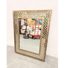 Moroccan-Style Quatrefoil Trellis Pattern, Rectangular Silhouette Gold Wall Mirror