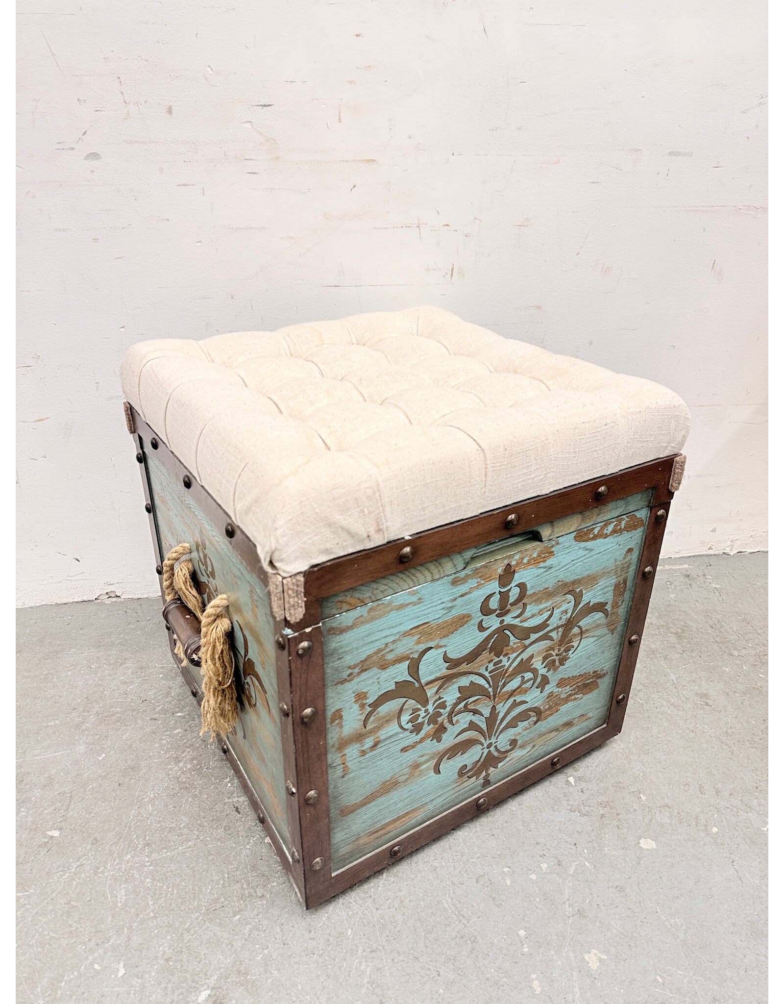 Pulaski Tufted Blue Crate Storage Ottoman
