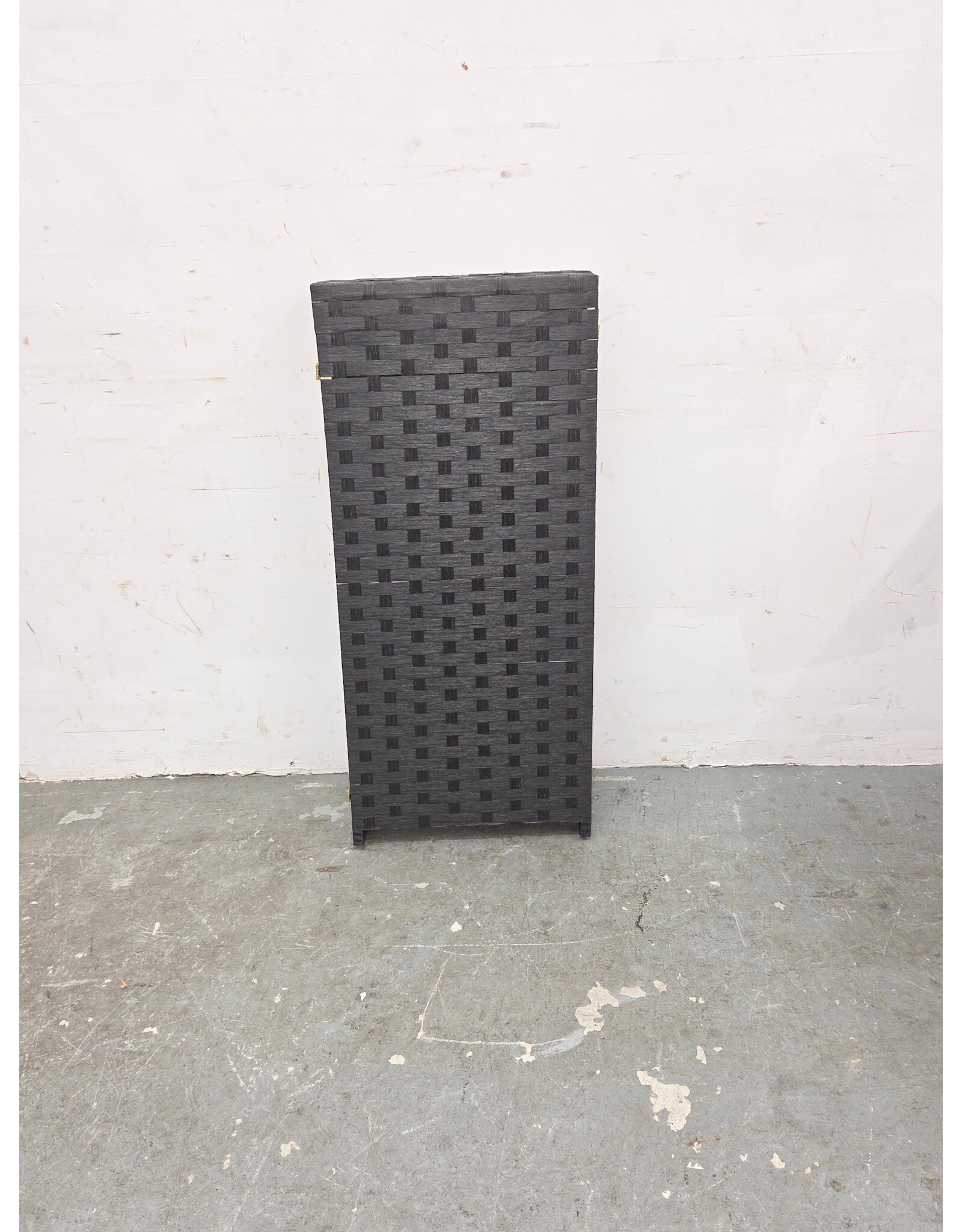 Short Woven Fiber Folding Screen - Black - 4 Panel
