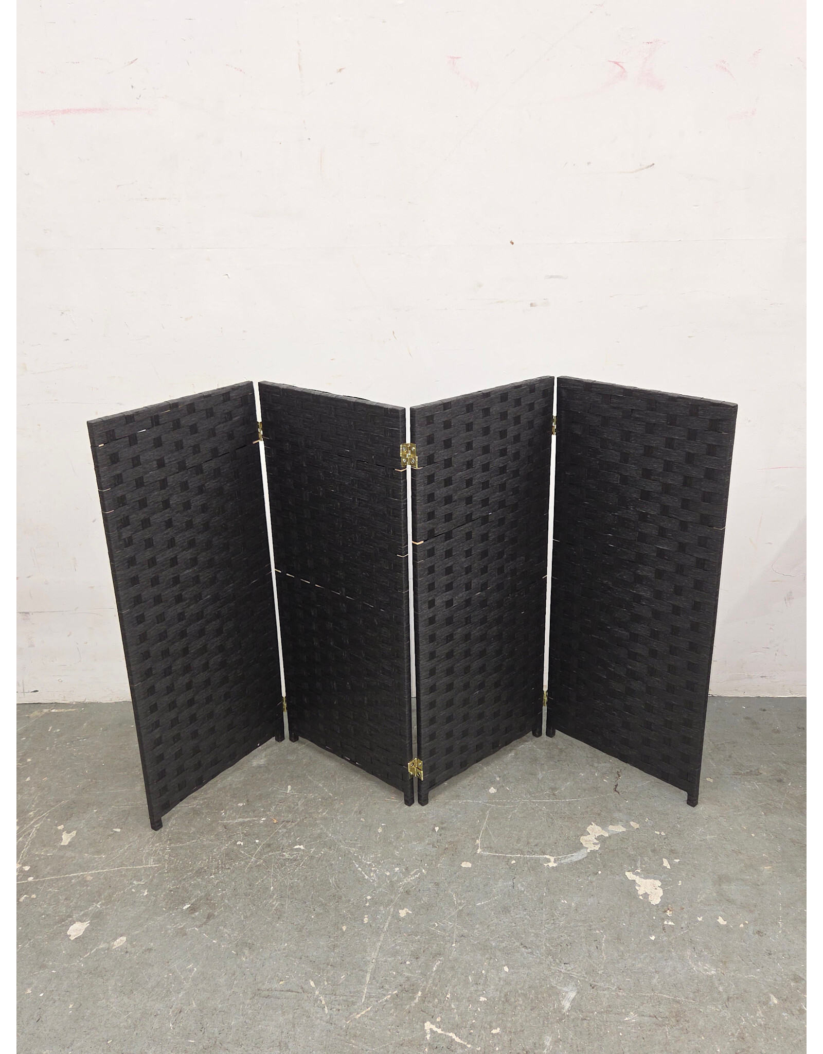 Short Woven Fiber Folding Screen - Black - 4 Panel