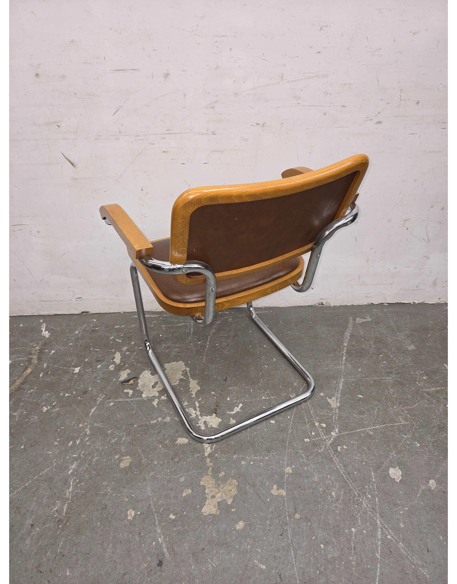 Marcel Breuer Cesca Cantilever Armchair
