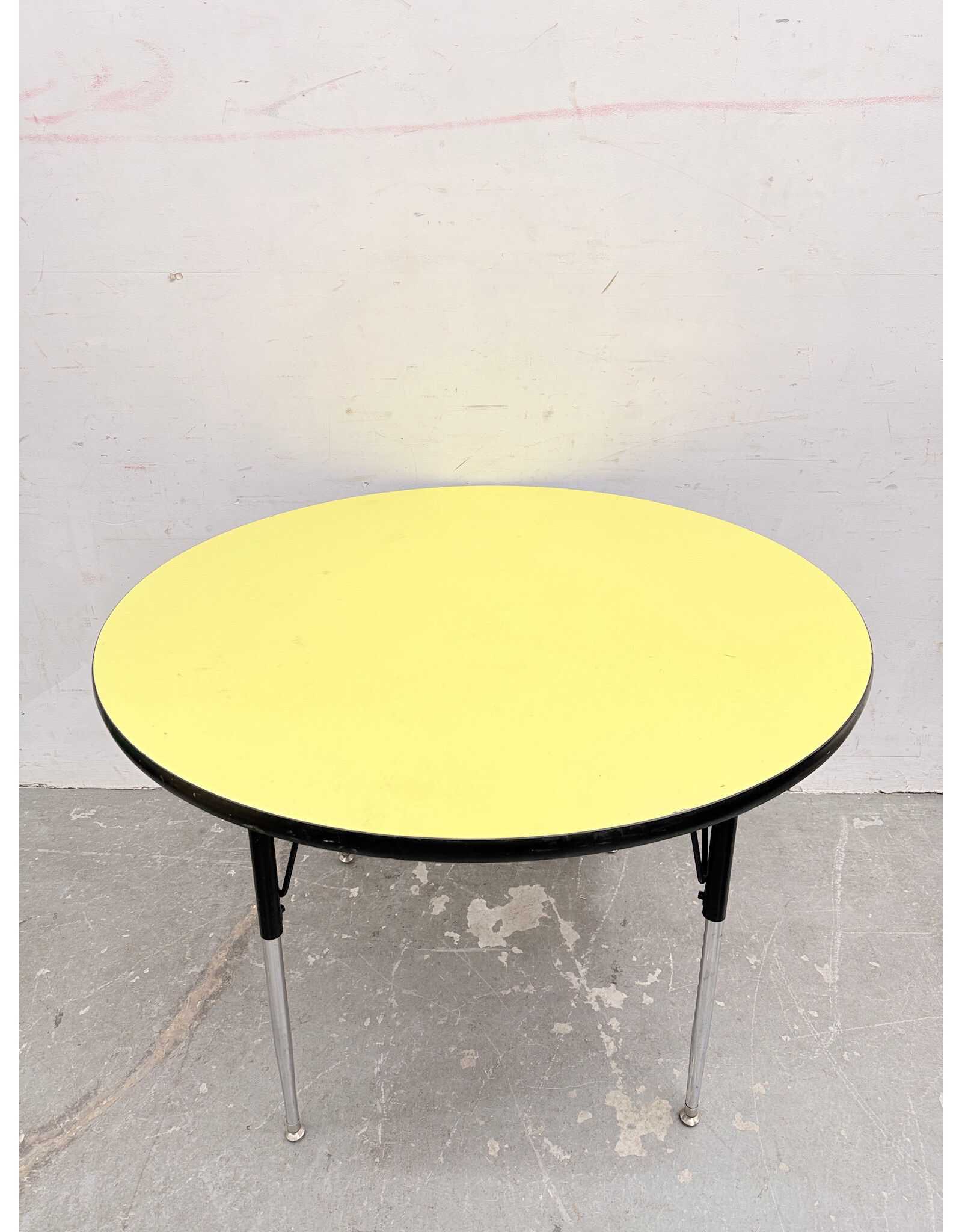 Round Yellow Kid's Play Table