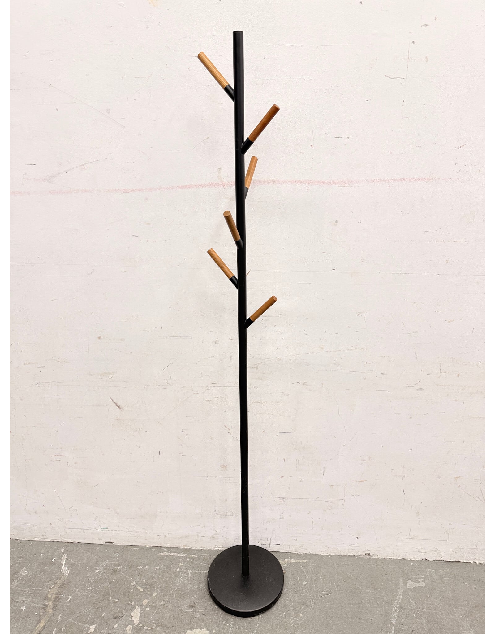 Yamazaki Home Plain Coat Rack