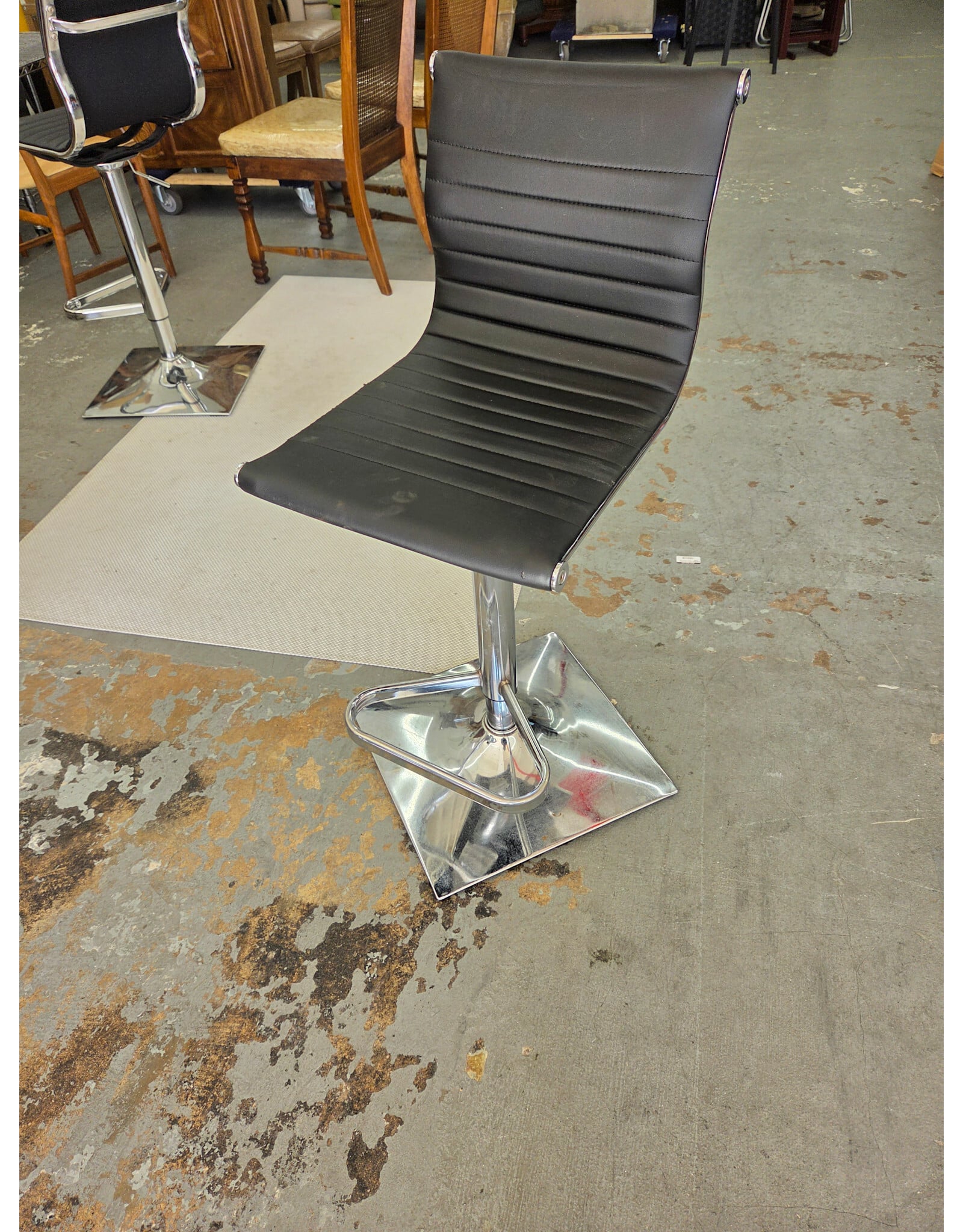 LumiSource Master Black Bar Stool