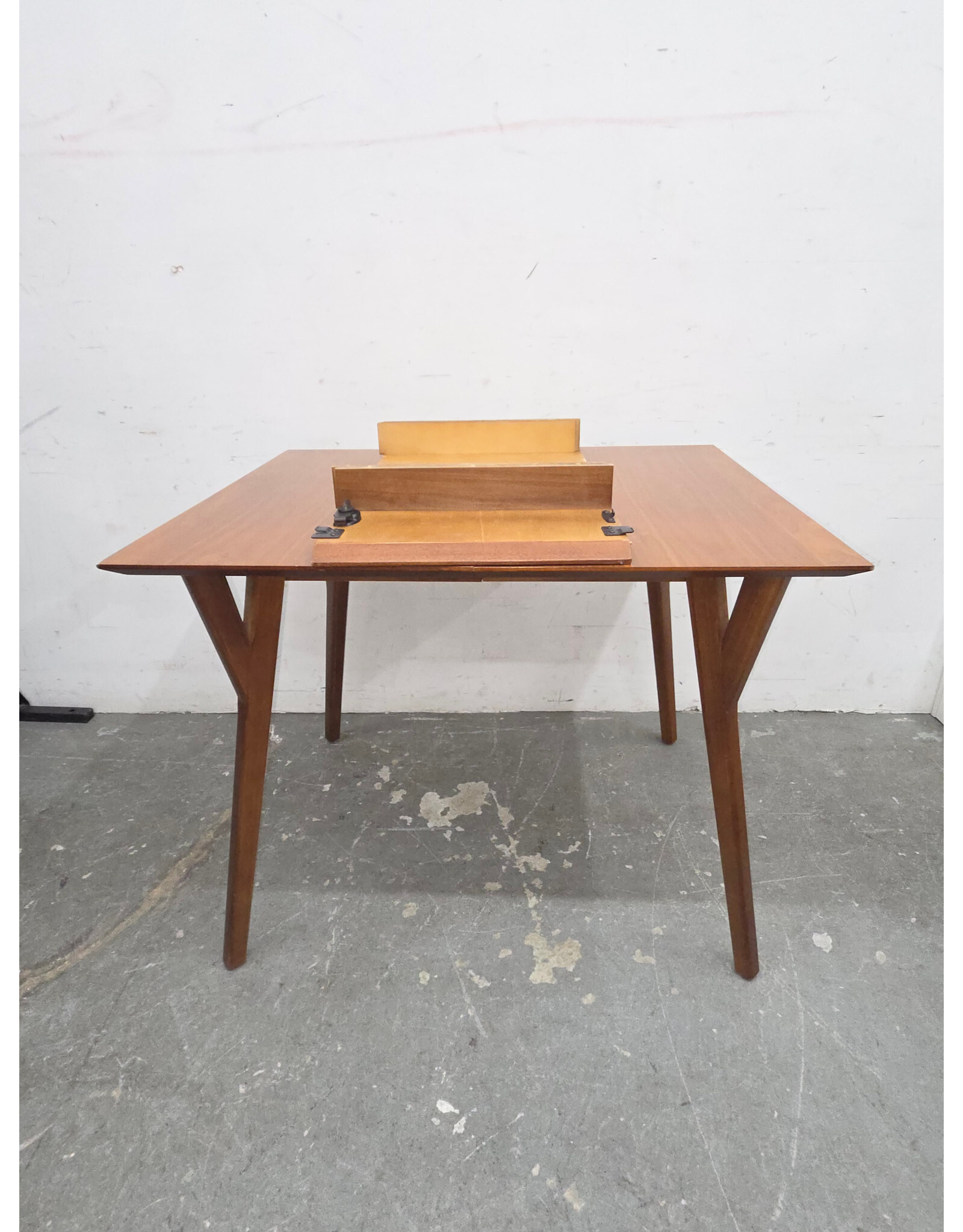 West Elm Mid-Century Extendable Dining Table.