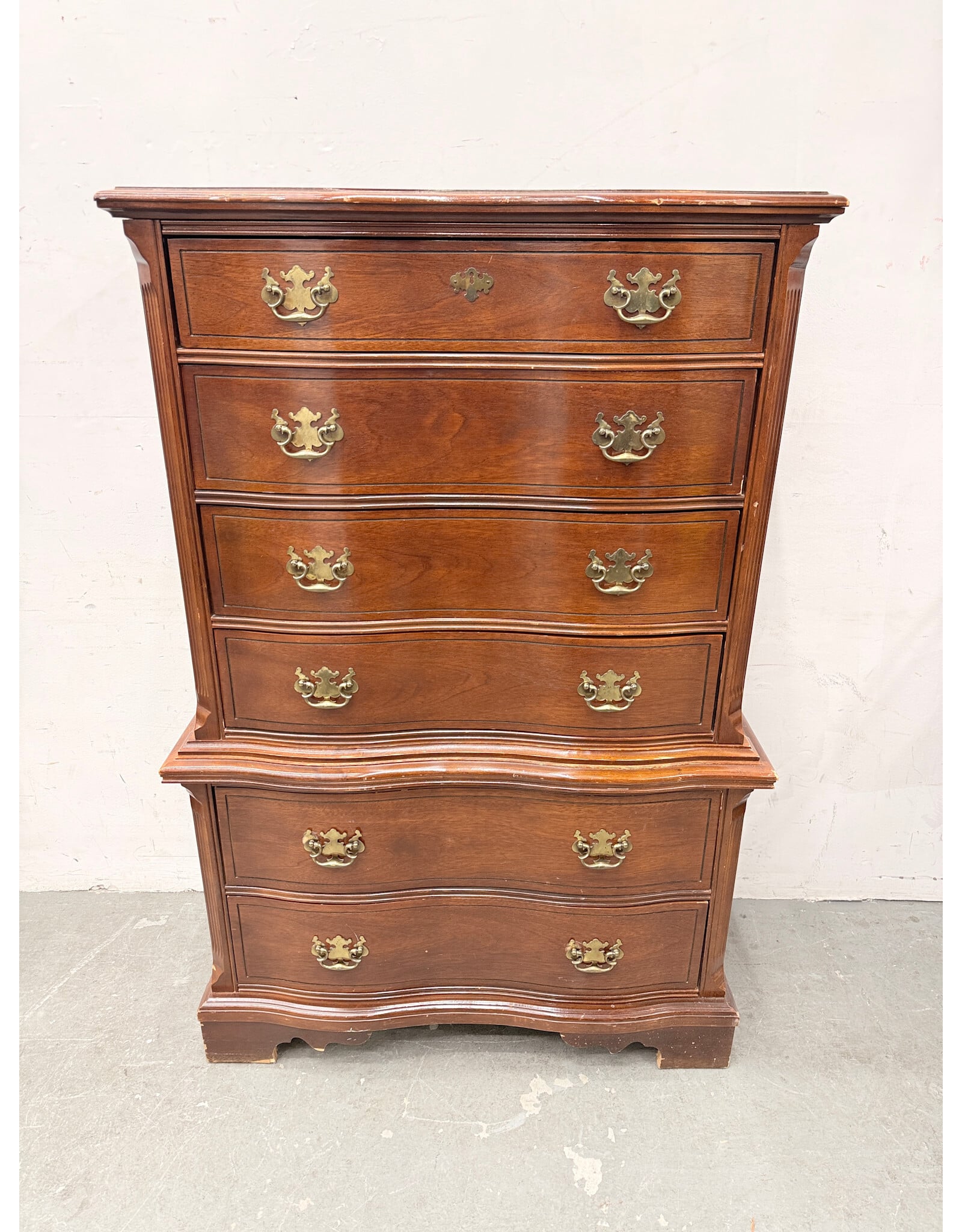 Bassett 6-Drawer Mahogany Wood Chest on Chest