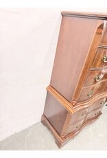 Bassett 6-Drawer Mahogany Wood Chest on Chest