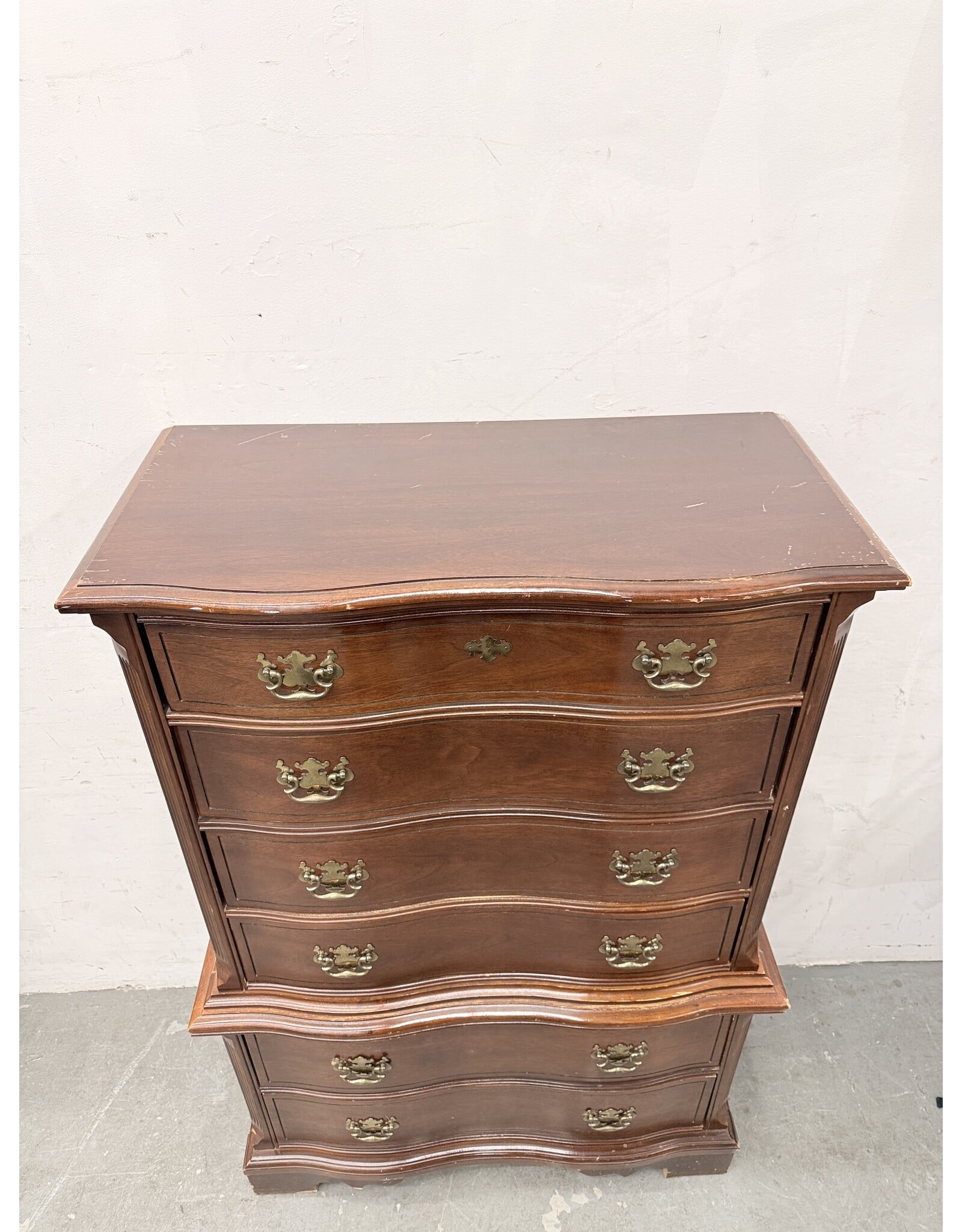Bassett 6-Drawer Mahogany Wood Chest on Chest