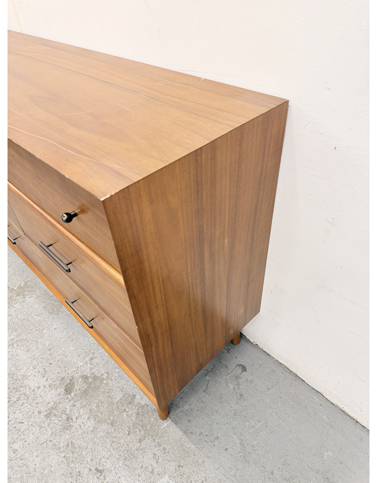 Mid-Century Modern Style Wooden 9-Drawer Dresser