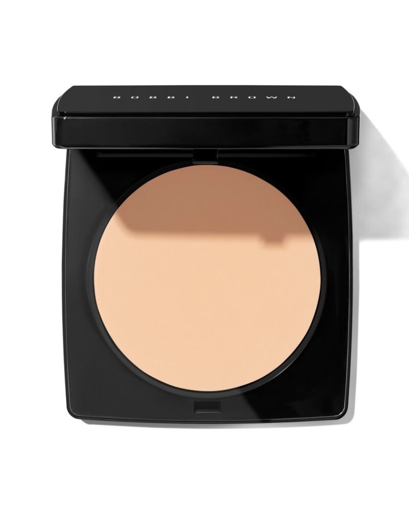 BOBBI BROWN Sheer Finish Pressed Powder - Soft Sand