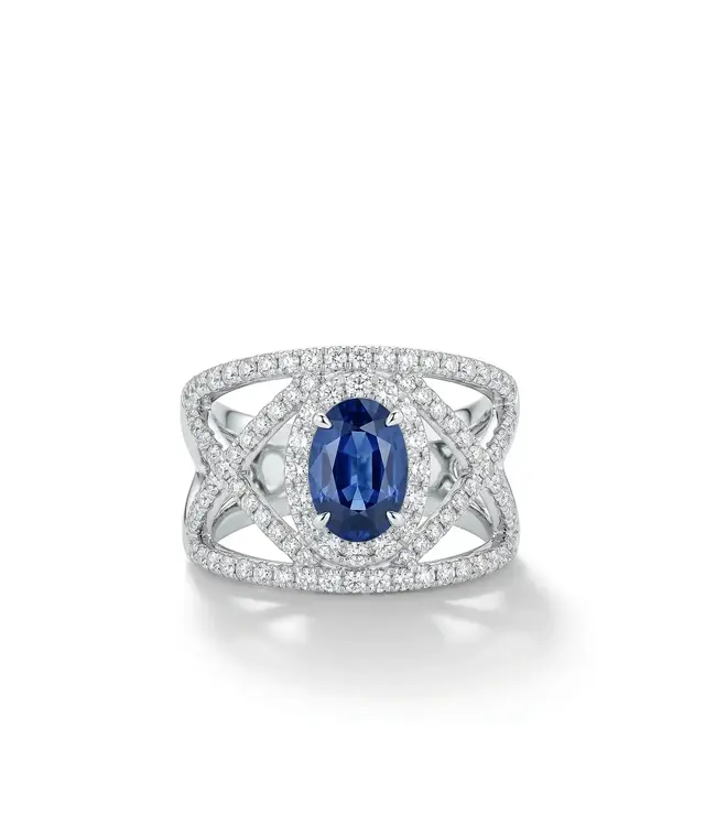 BLUE OVAL SAPPHIRE & WHITE DIAMOND RING