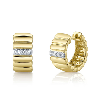 SHY CREATION Kate - Diamond Ribbed Huggie Earrings