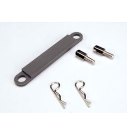 Traxxas 3727a Battery hold-down plate (grey) / metal posts (2) / body clips (2)