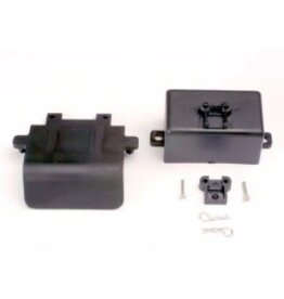 Traxxas 4132 Bumper (rear)/ battery box/ body clips (2), EZ-Start® mount, 3x10CST (2)