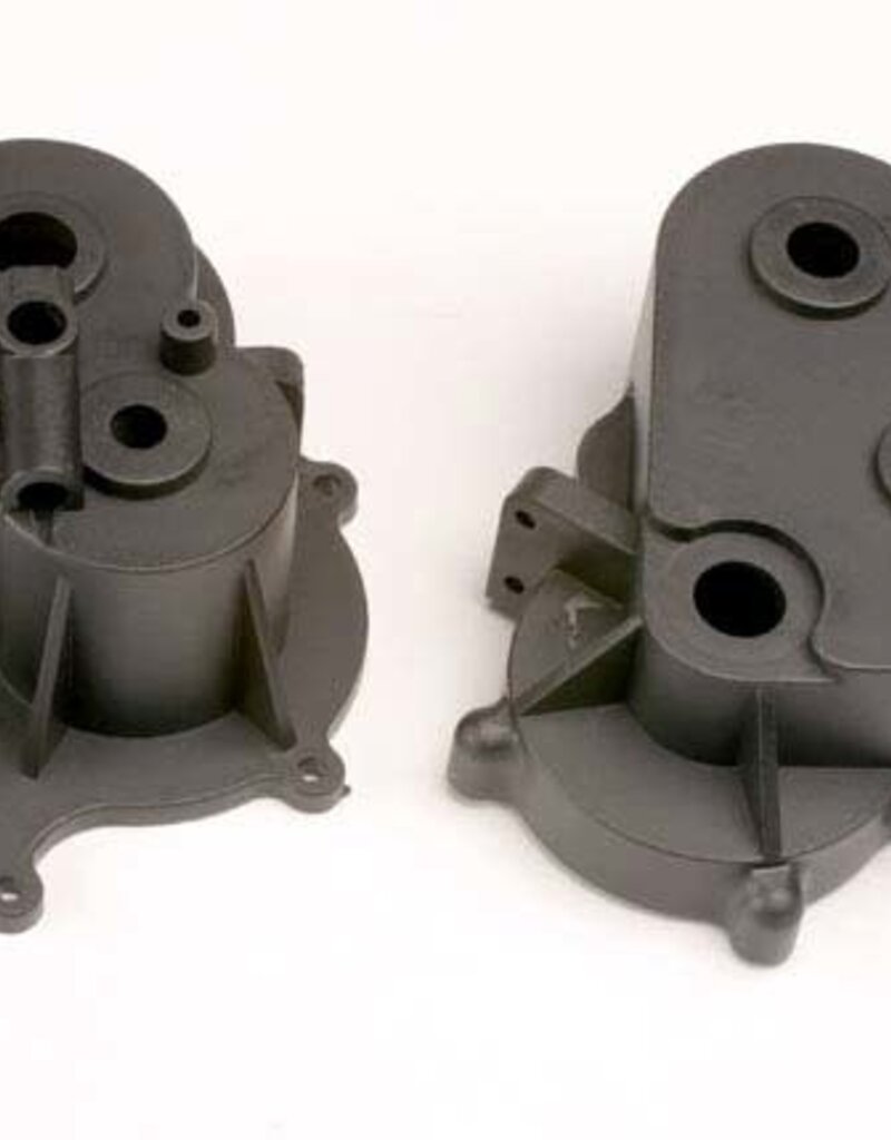 Traxxas 4991 Gearbox halves (f&r)/ rubber access plug