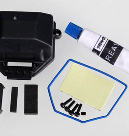 Traxxas 7024x Box, receiver (sealed)/ wire cover/ foam pads, upper & lower/ silicone grease/ 2.5x8 CS (4)/ 3x4 GS (1)
