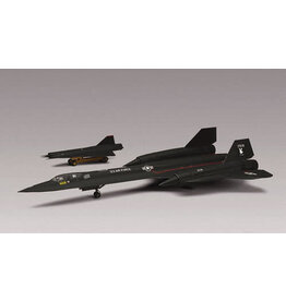 Revell RMX855810	 1/72 SR71A Blackbird