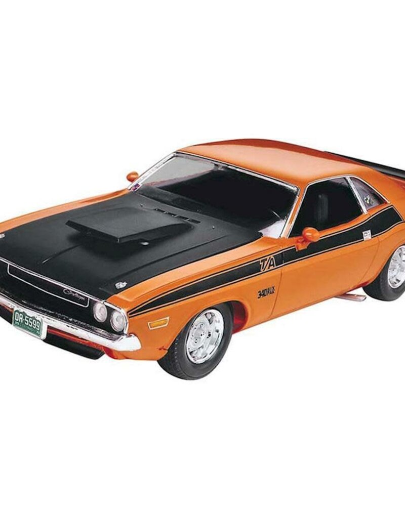 Revell 70 Dodge Challenger T/A 1/24 CAR / TRUCK - 1/20-1/29 SCALE