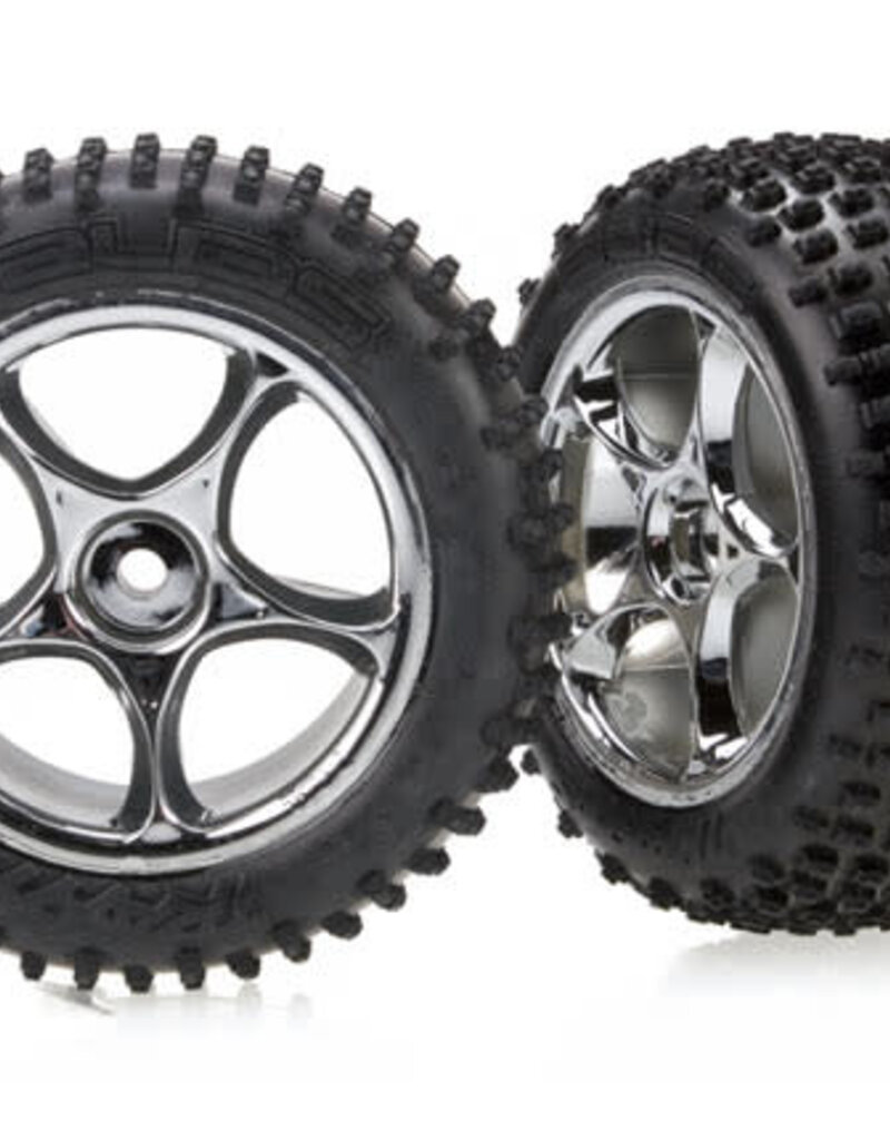 Traxxas 2470R - Tires & wheels, assembled (Tracer 2.2' chrome wheels, Alias 2.2' tires) (2) (Bandit rear, soft compound with foam inserts)