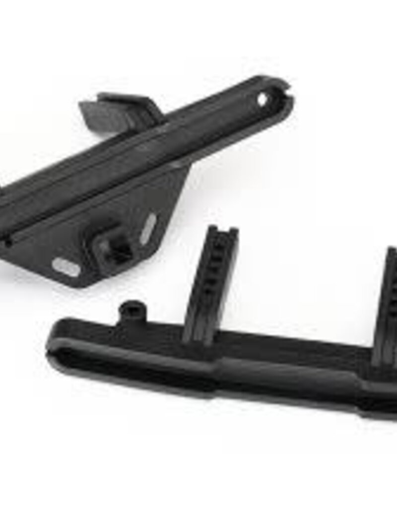 Traxxas 8067 Bumper Mounts (F&R)