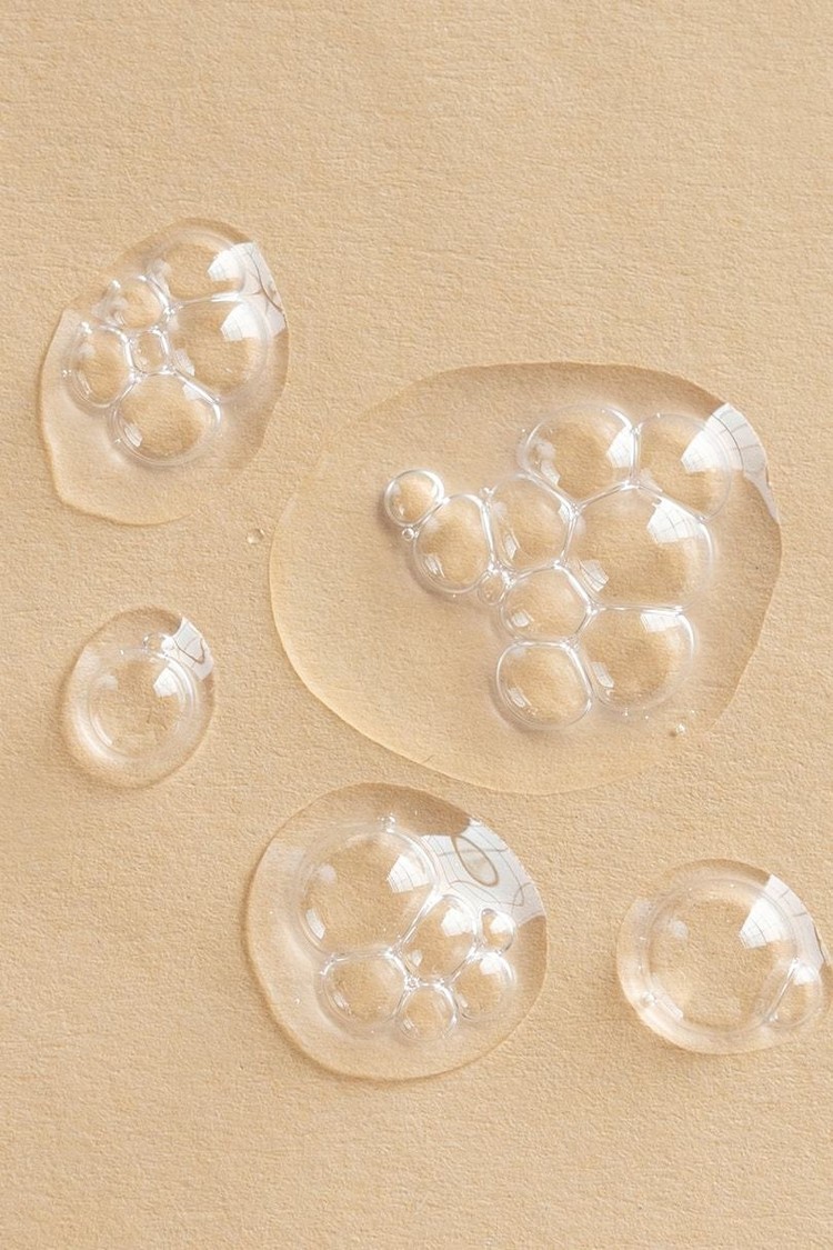 Om Organics White Willow Cleanser