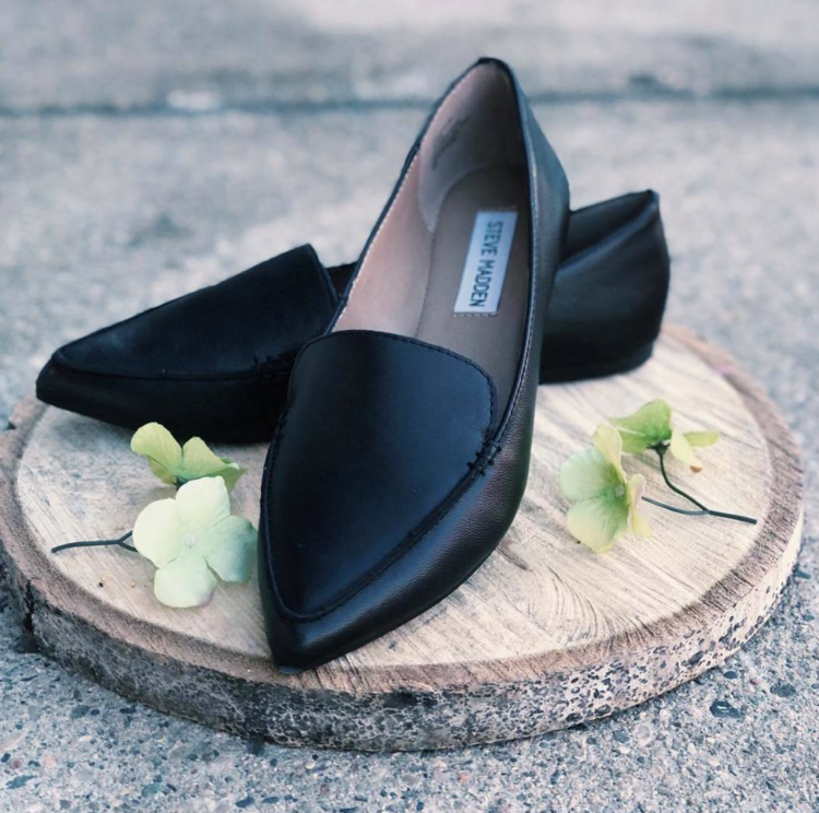 Steve Madden Feather Flat