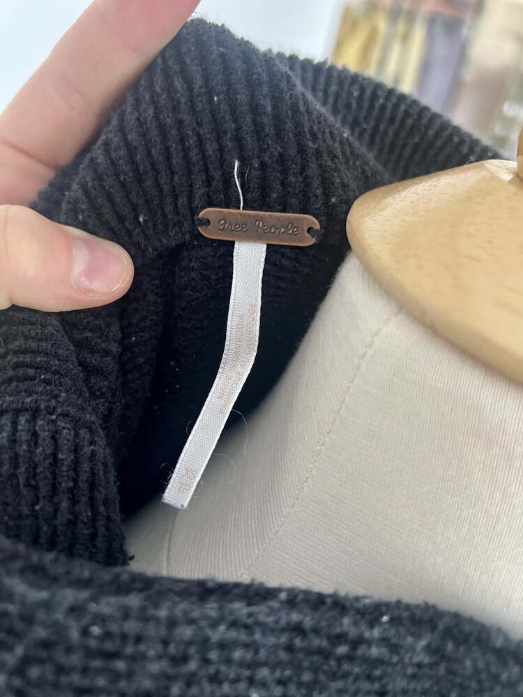 Free People Black Ottoman *XS*