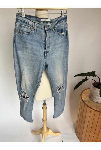 Wedgie Straight *31*