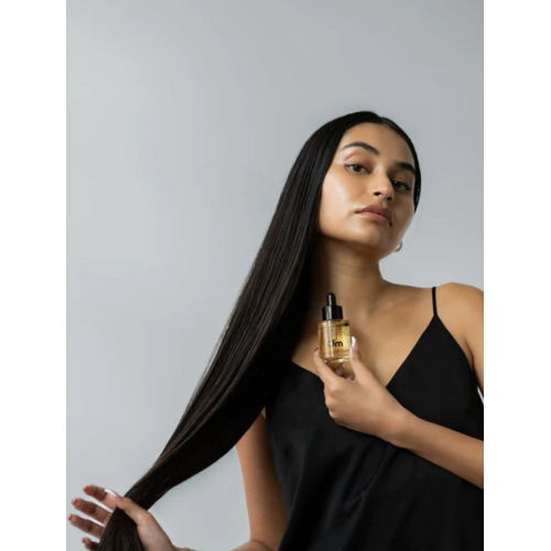 Om Organics Hibiscus + Daikon Seed Protective Hair Oil