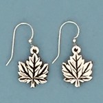 Basic Spirit Earring Maple Leaf