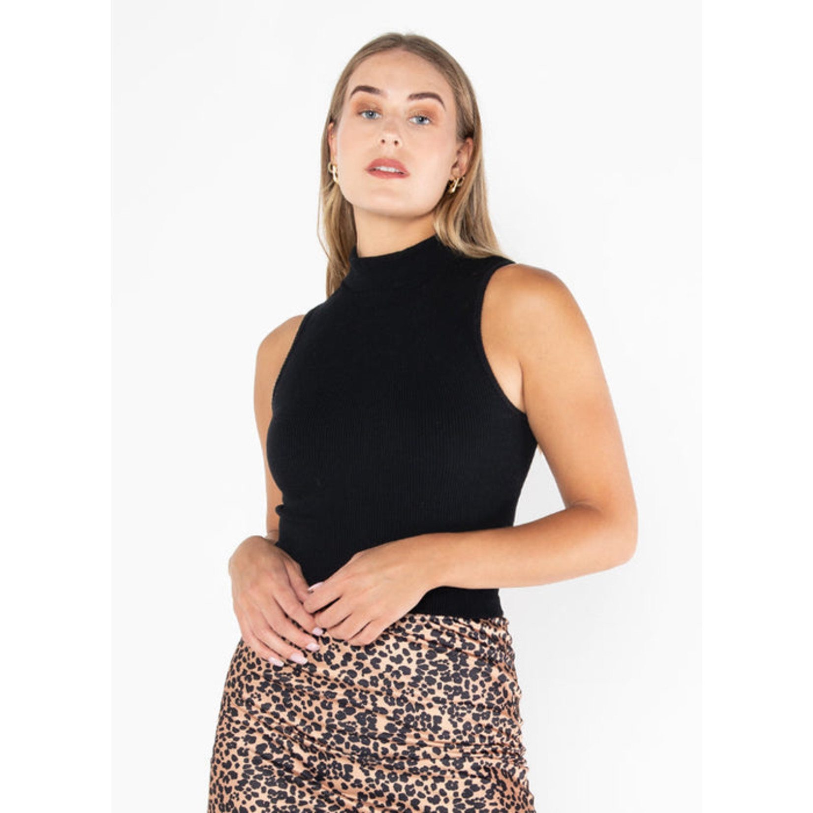 C'est Moi Bamboo rib Mock Neck