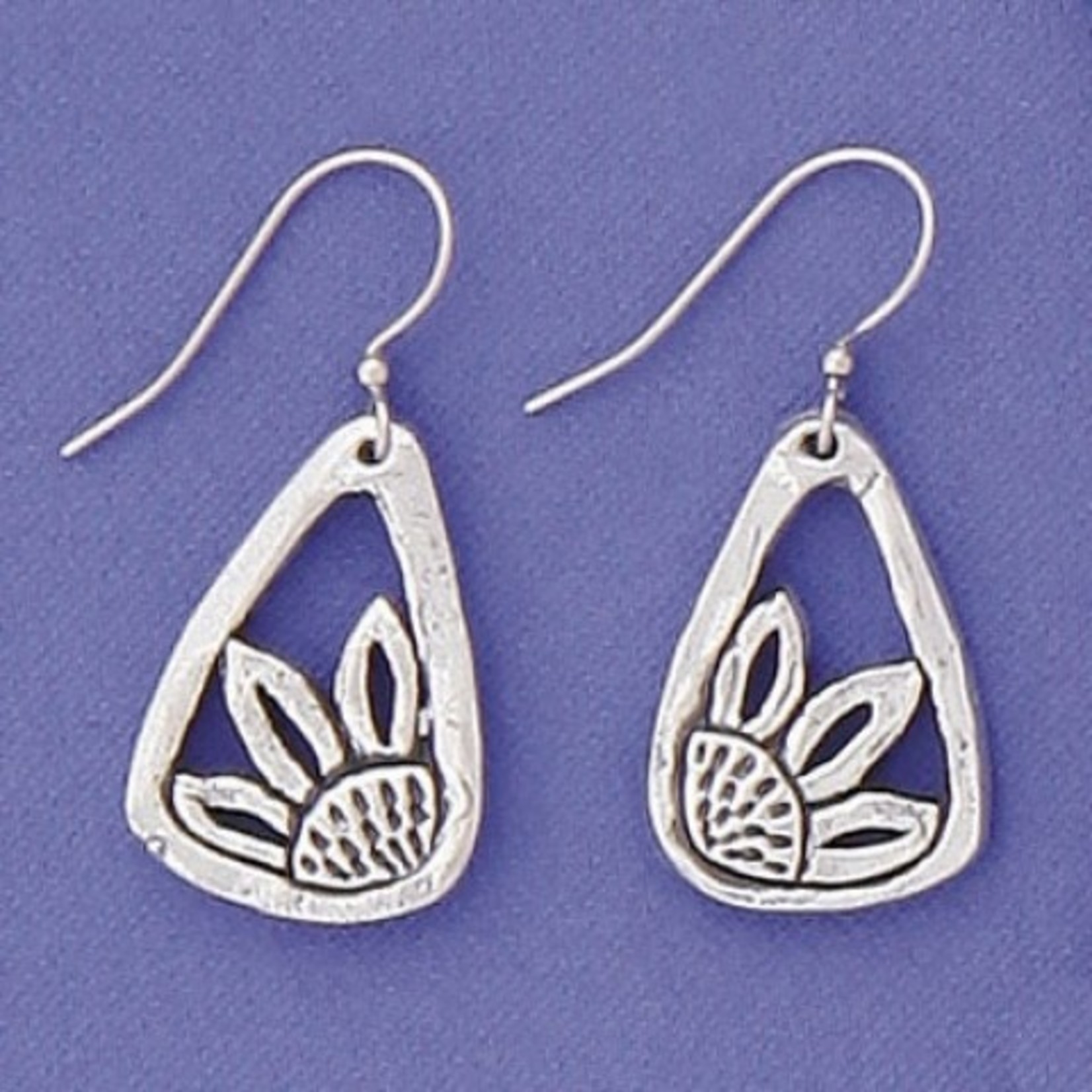 Basic Spirit Basic Spirit Earring Daisy Peek