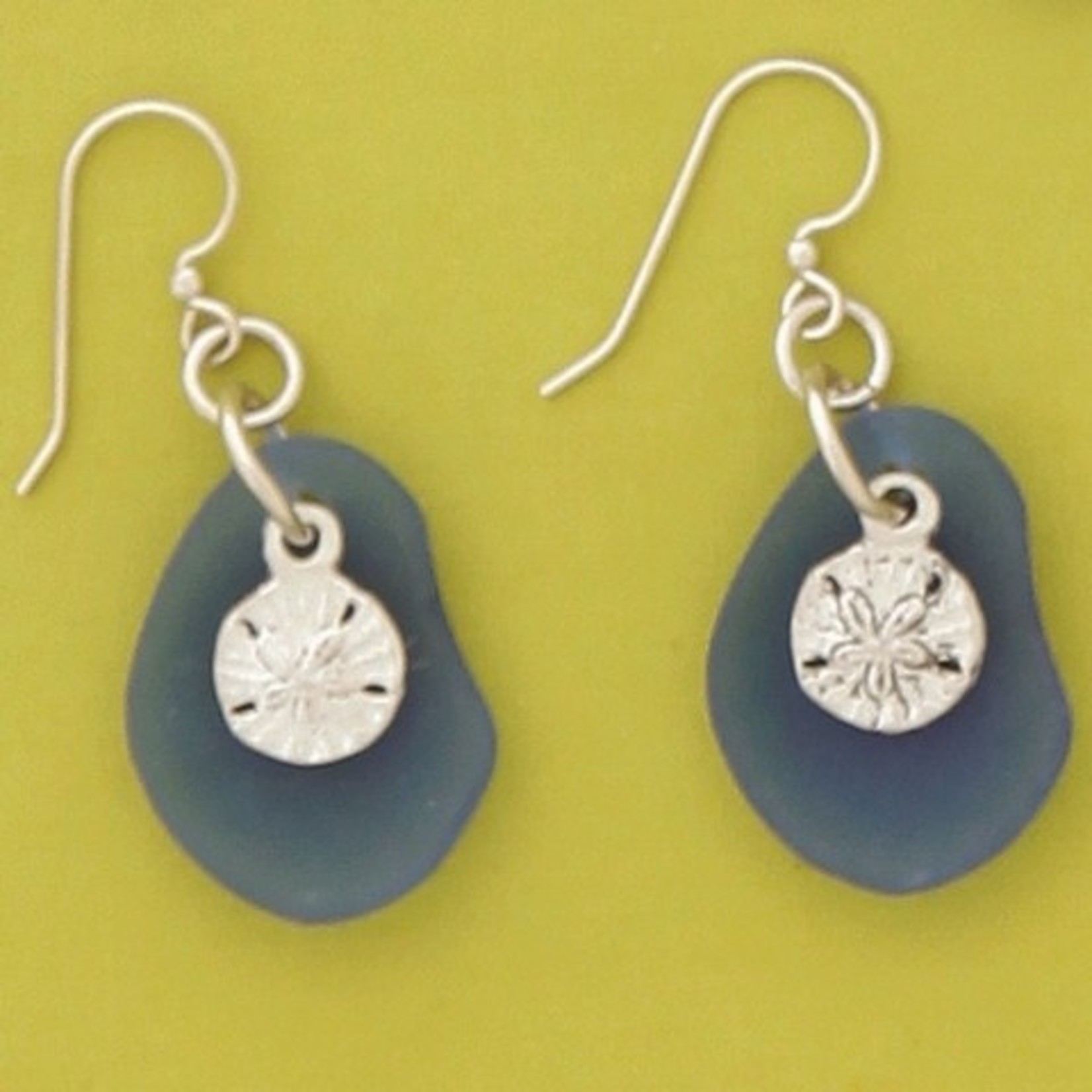 Basic Spirit Sanddollar Seaglass Earring