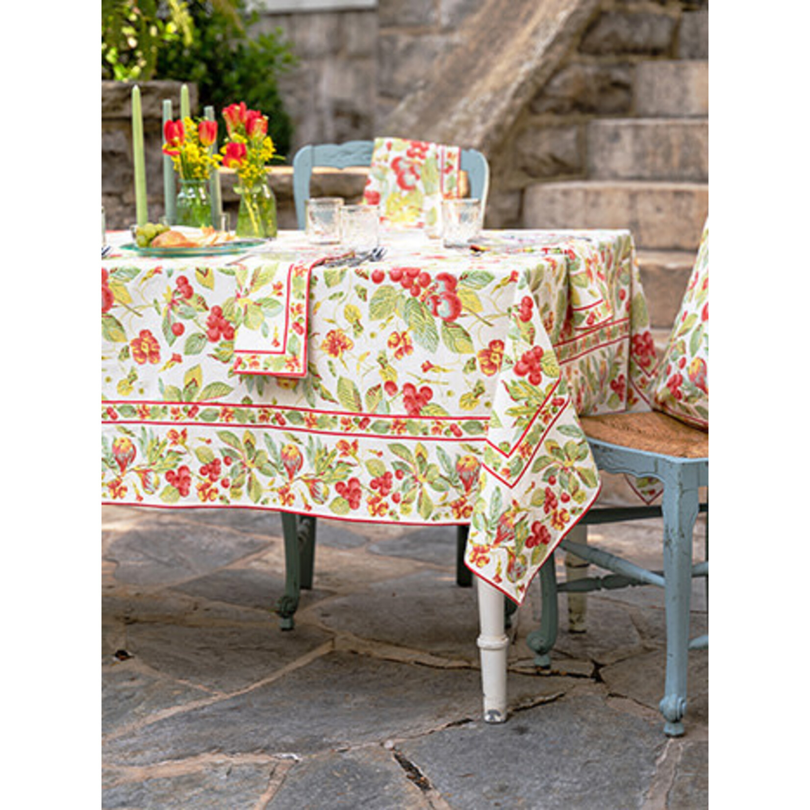 April Cornell In the Garden Tablecloth 36x36 ecru