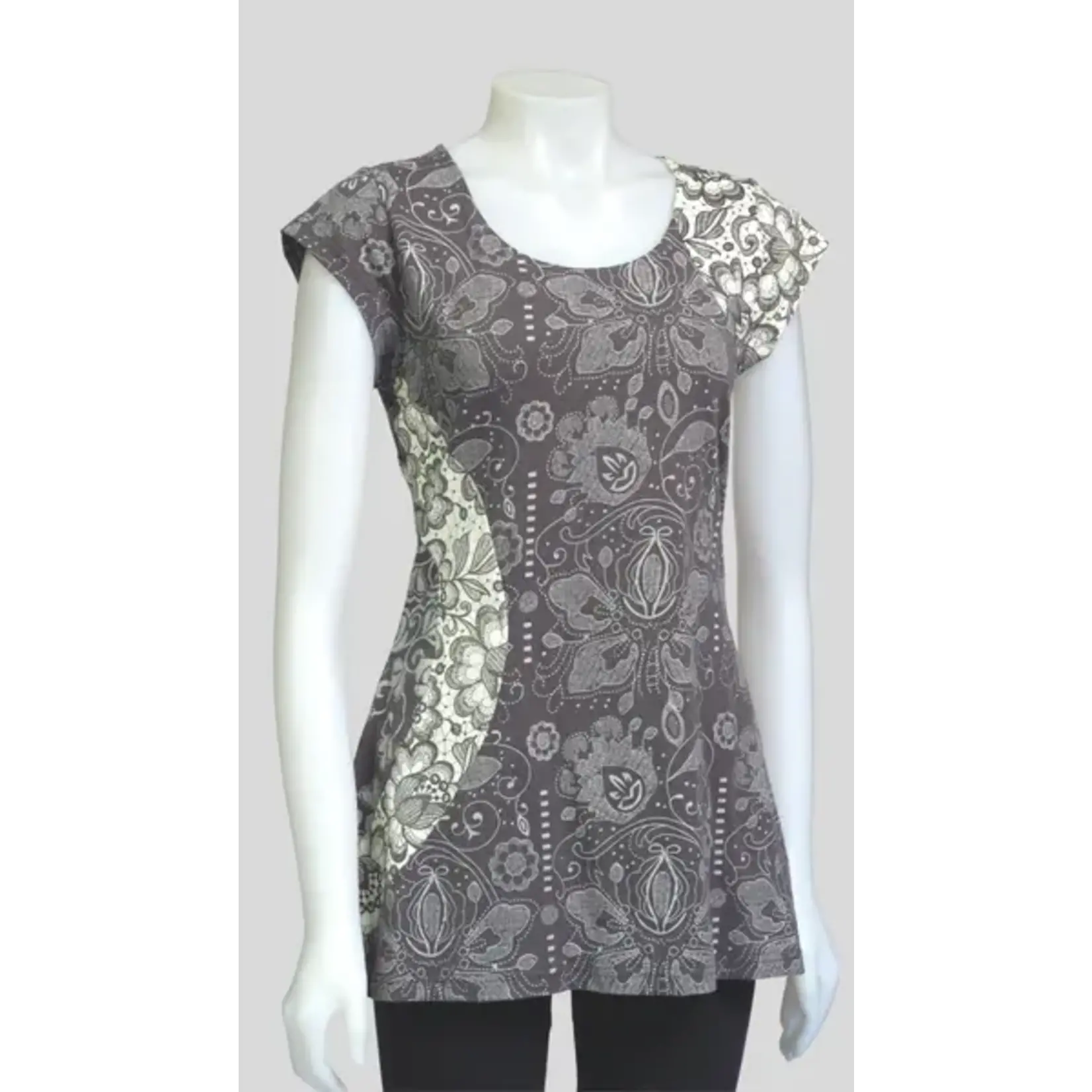 LEOPARDS AND ROSES top T23312