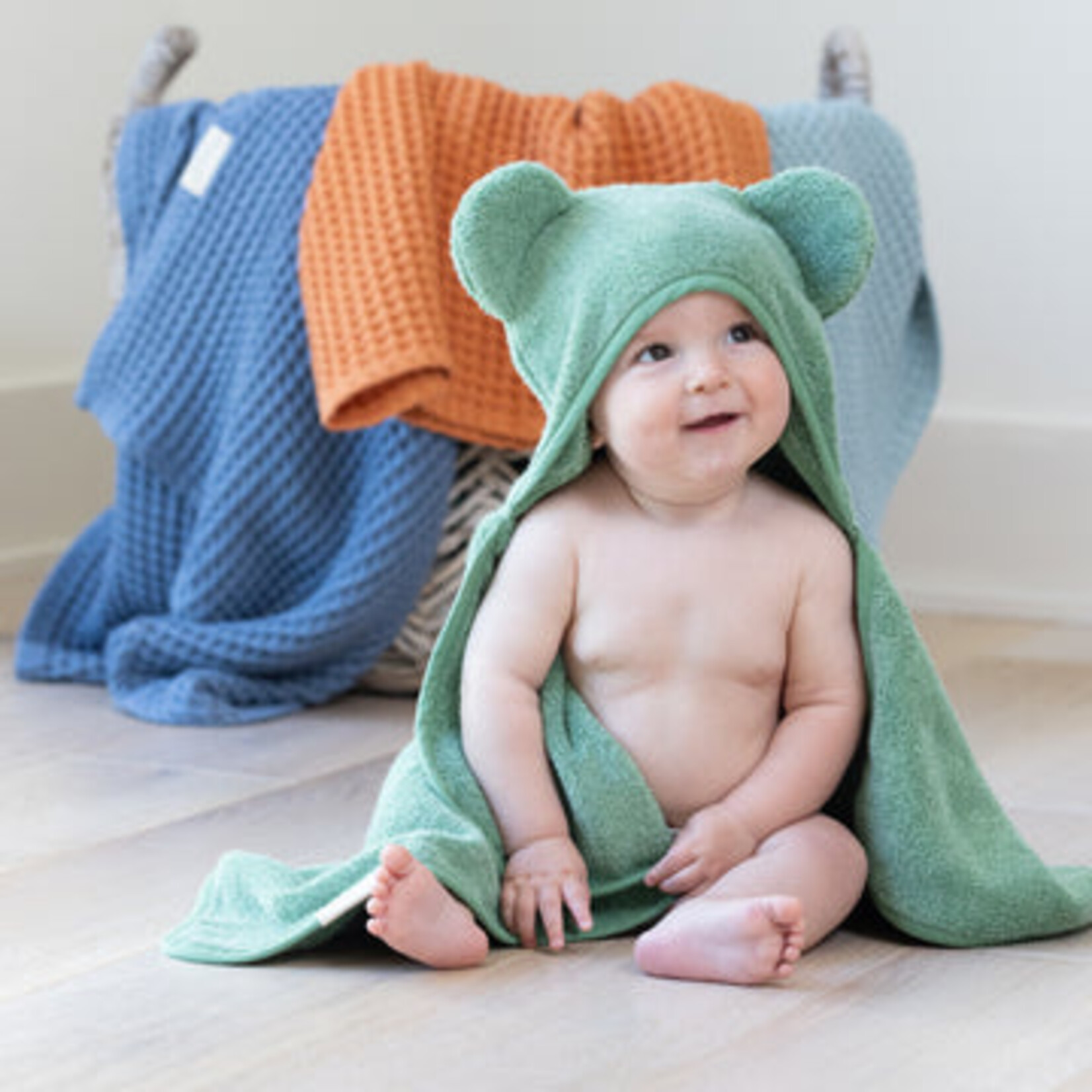 Bella Tunno Towel & Mitt Set