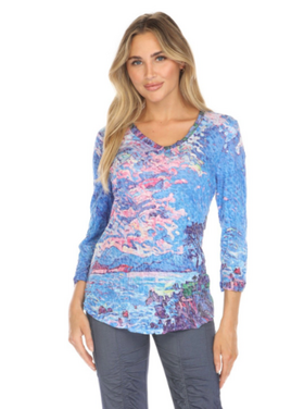 CARINE COASTAL GLOW V NECK TOP