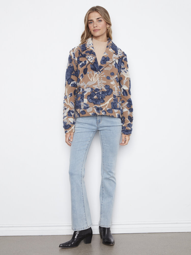 CHARLIE B. FRENCH GARDEN SHERPA SHORT JACKET